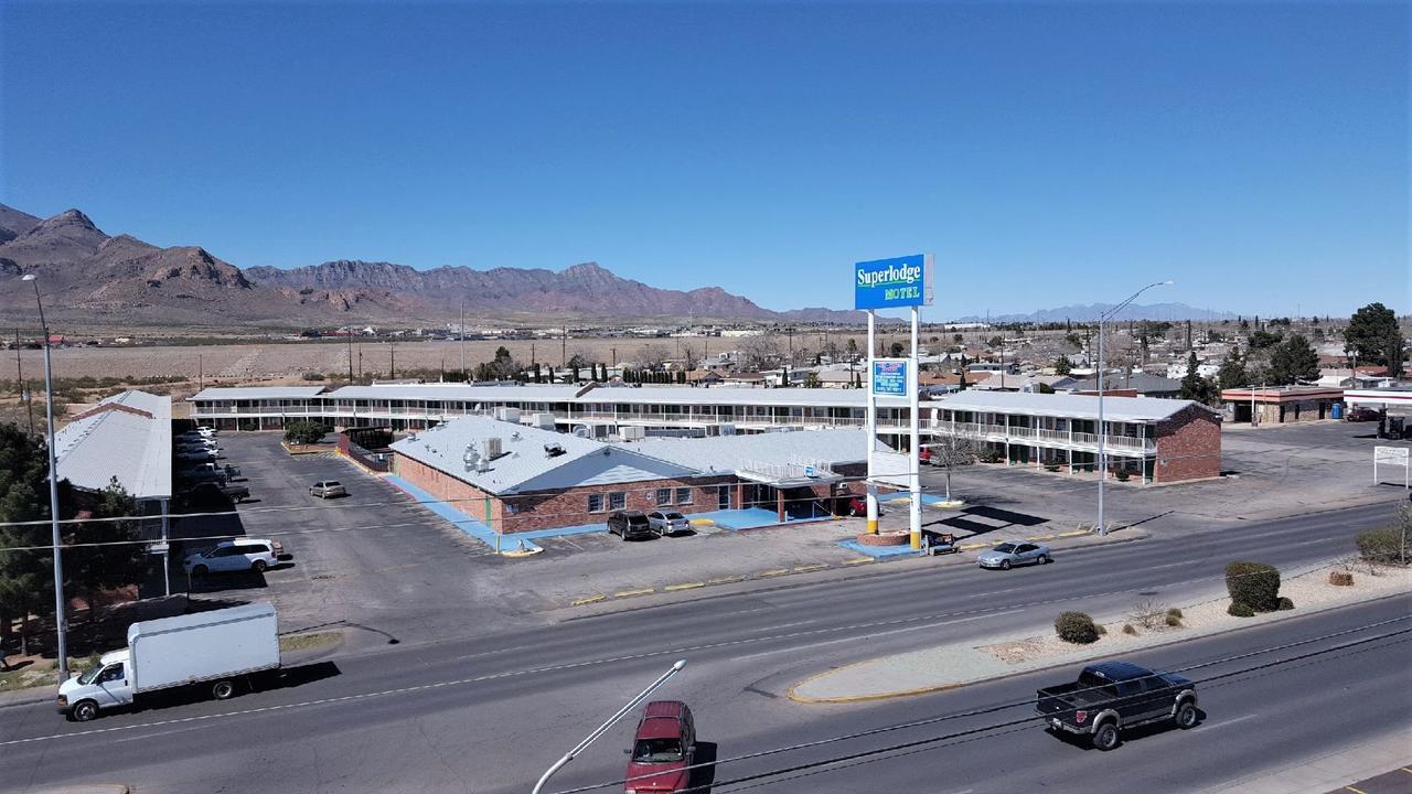 Super Lodge Motel Эль-Пасо Экстерьер фото